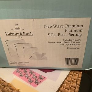 Villeroy & Boch Platinum 5-Pc China Place Setting
